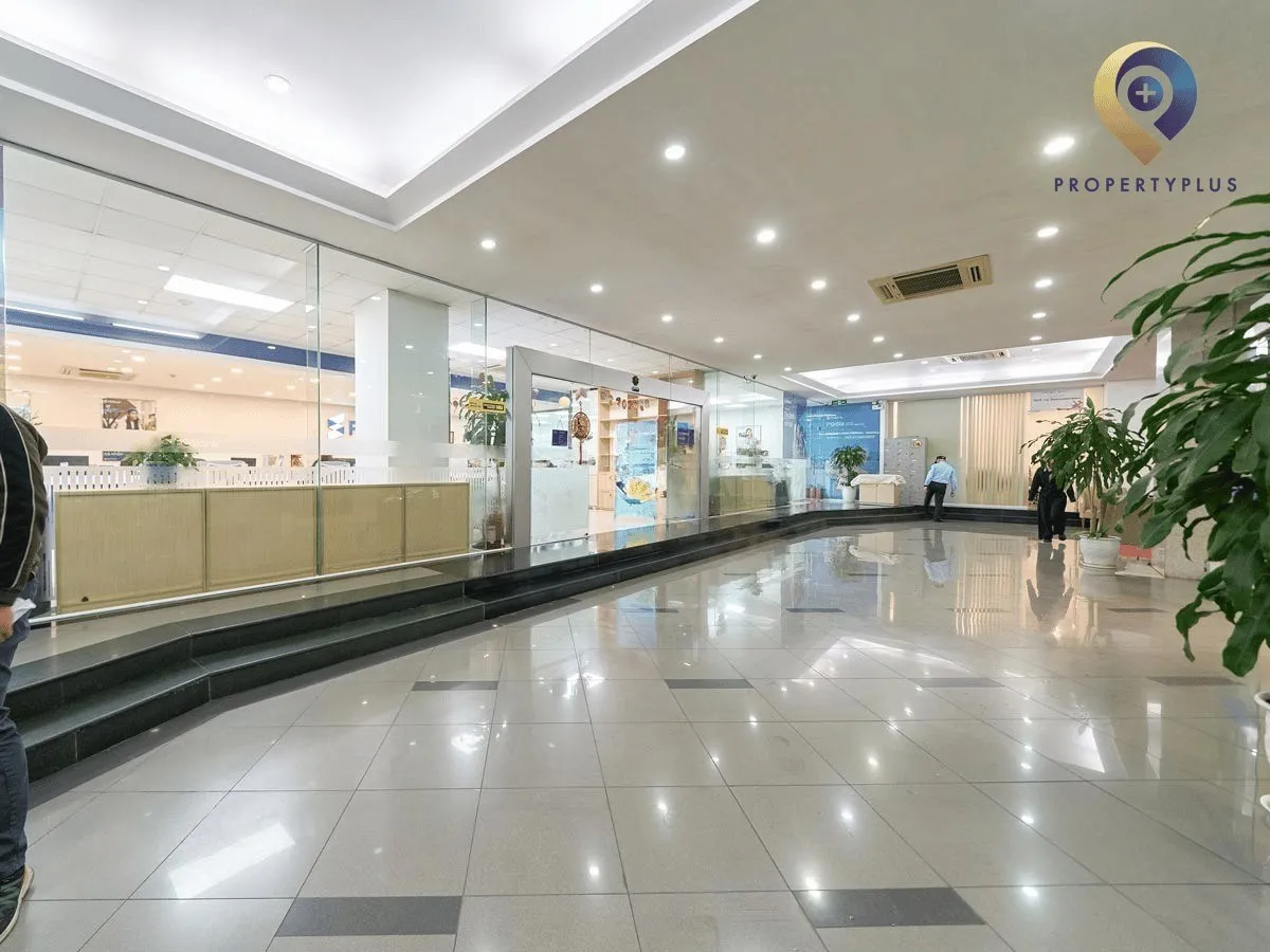 Sảnh tầng trệt tòa nhà Thông Tấn Xã Việt Nam - Trần Hưng Đạo